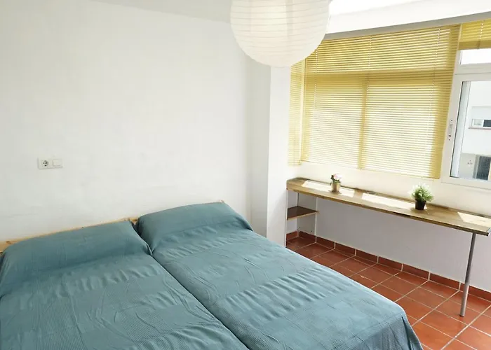 Amplia Y Centrica Casa En Torremolinos8 Huespede *