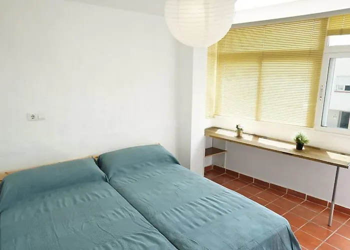 Amplia Y Centrica Casa En Torremolinos8 Huespede Torremolinos