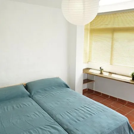 Amplia Y Centrica Casa En Torremolinos8 Huespede *